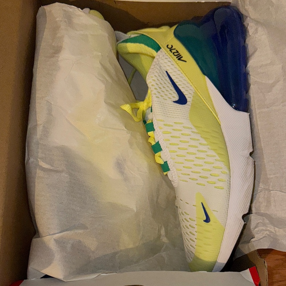 Nike Air Max 270 White and Blue Sneakers